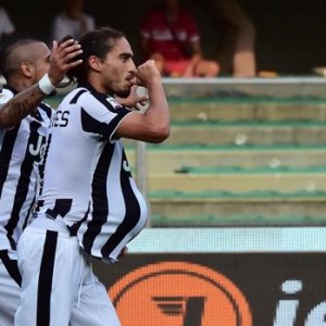 14, 尤文铁卫乌龙送礼遭球迷诟病  