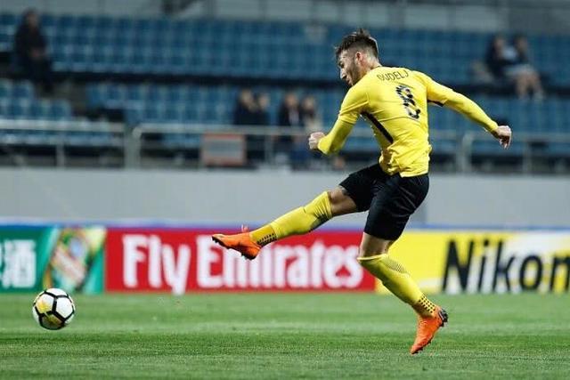  摩纳哥锋线重组失败，冬窗引援目标遭截胡  